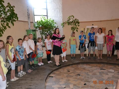 Ljubezenska zgodba skozi pesem – fotografija 1