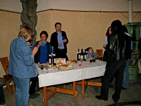 Ravbarjev večer 2006 (Kulturno umetniški Ravbarjev večer se je odvijal 10.6.2006, pred ter v Ravbarjevem stolpu. [foto: Miro Kolar]) – fotografija 6
