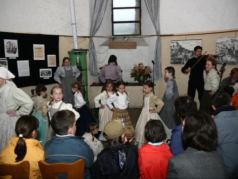 Ravbarjev večer 2008, DEŽ NAS NI PREGNAL. (Foto: Kolar Miro) – fotografija 8